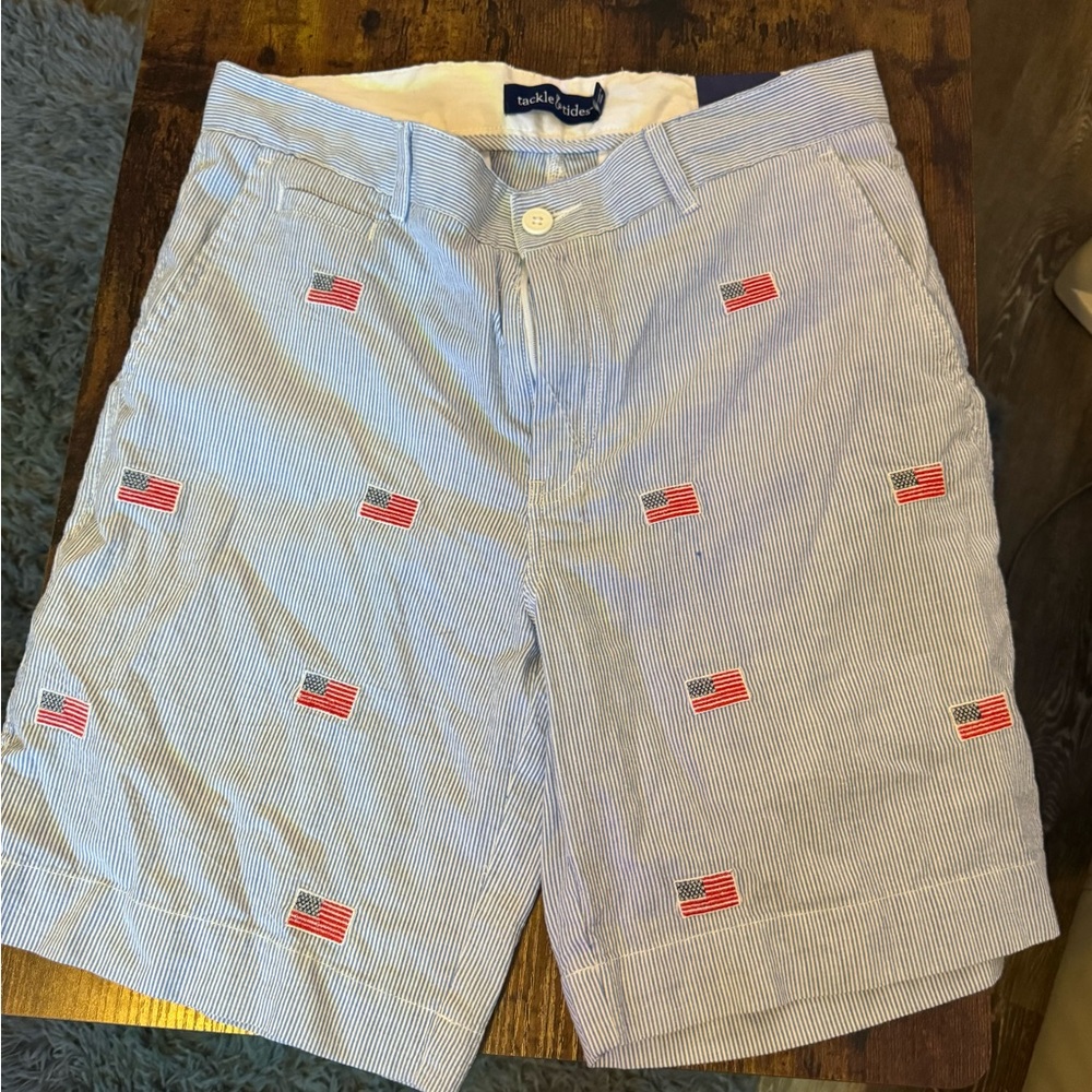 tackle and tide blue stripe american flag shorts NWT
